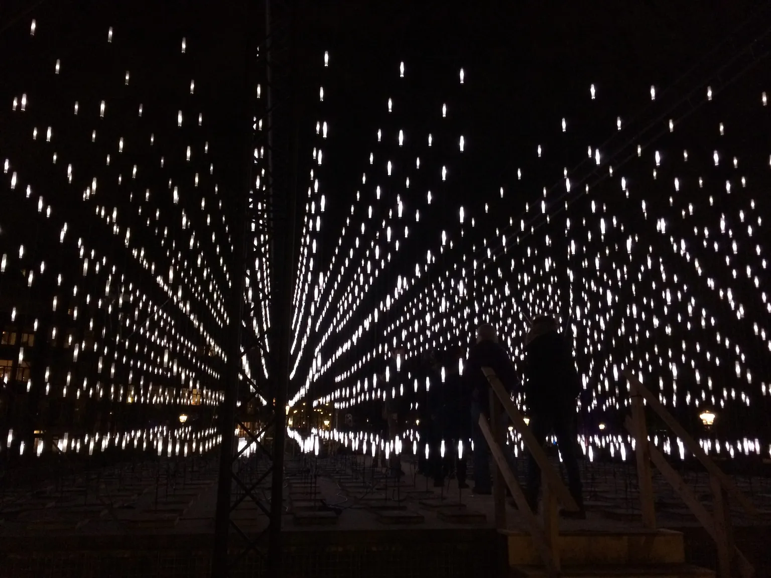 Lichtinstallation beim Amsterdam Light Festival, fotografiert von Gereon Goldbach am 31.12.2014